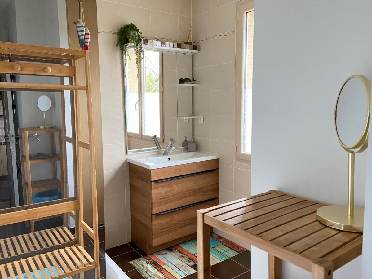 O Clair De Lune Au Coeur De Sarlat - Chambres Climatisees - Parking Prive - Piscine Chauffee - Spa Et Massages 外观 照片