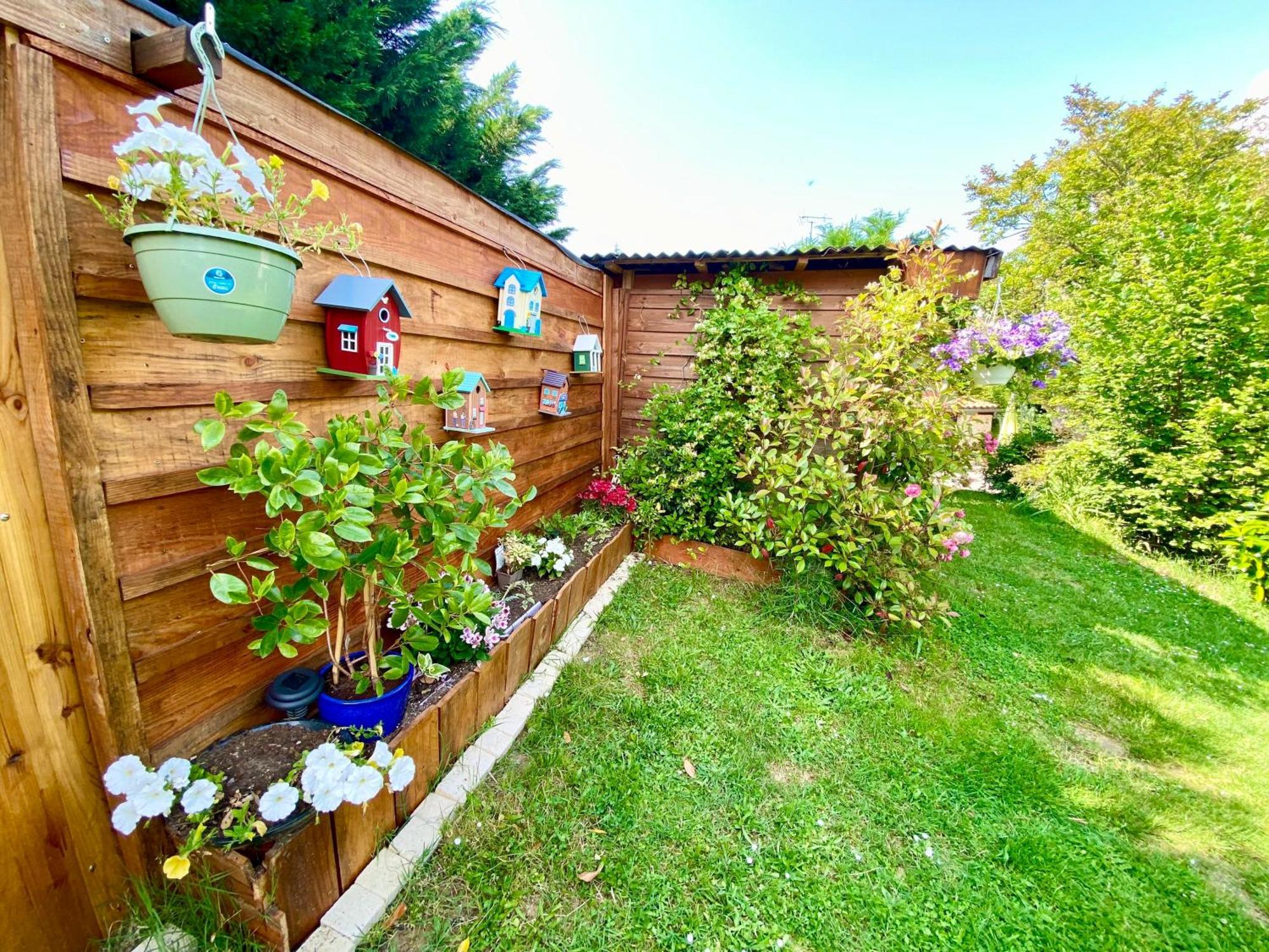 O Clair De Lune Au Coeur De Sarlat - Chambres Climatisees - Parking Prive - Piscine Chauffee - Spa Et Massages 外观 照片