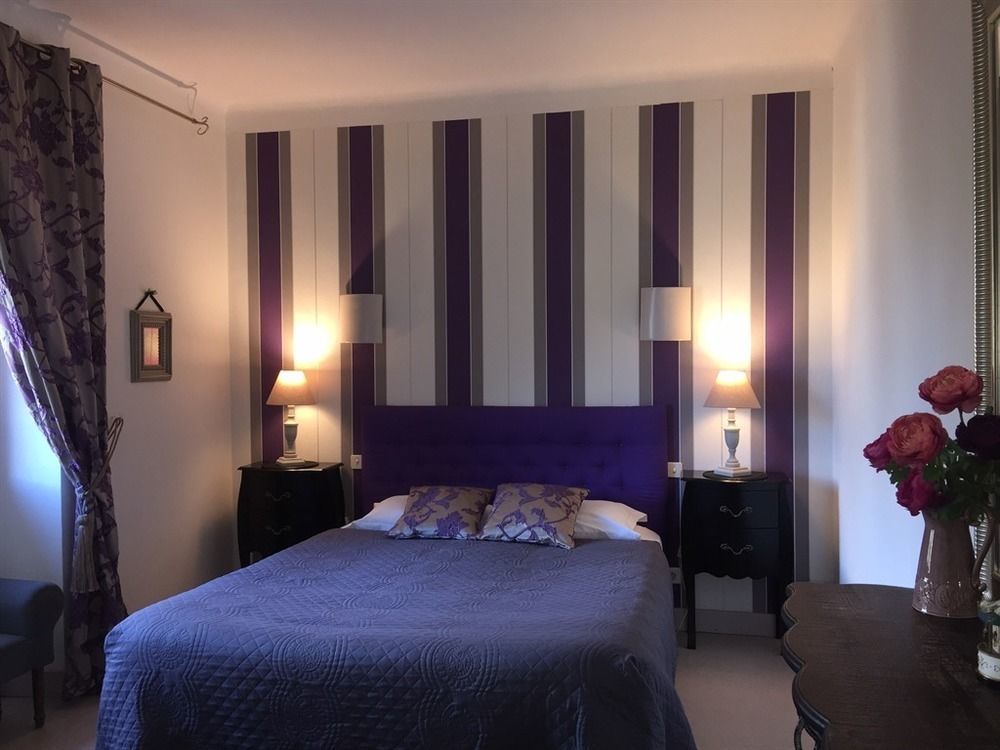 O Clair De Lune Au Coeur De Sarlat - Chambres Climatisees - Parking Prive - Piscine Chauffee - Spa Et Massages 外观 照片