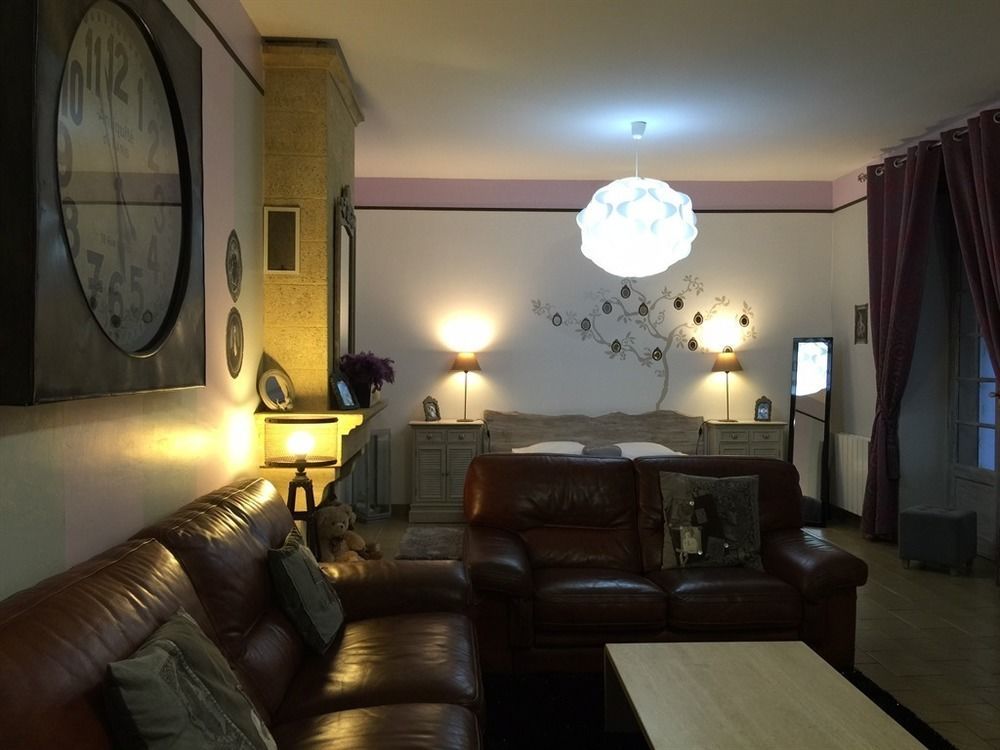 O Clair De Lune Au Coeur De Sarlat - Chambres Climatisees - Parking Prive - Piscine Chauffee - Spa Et Massages 外观 照片