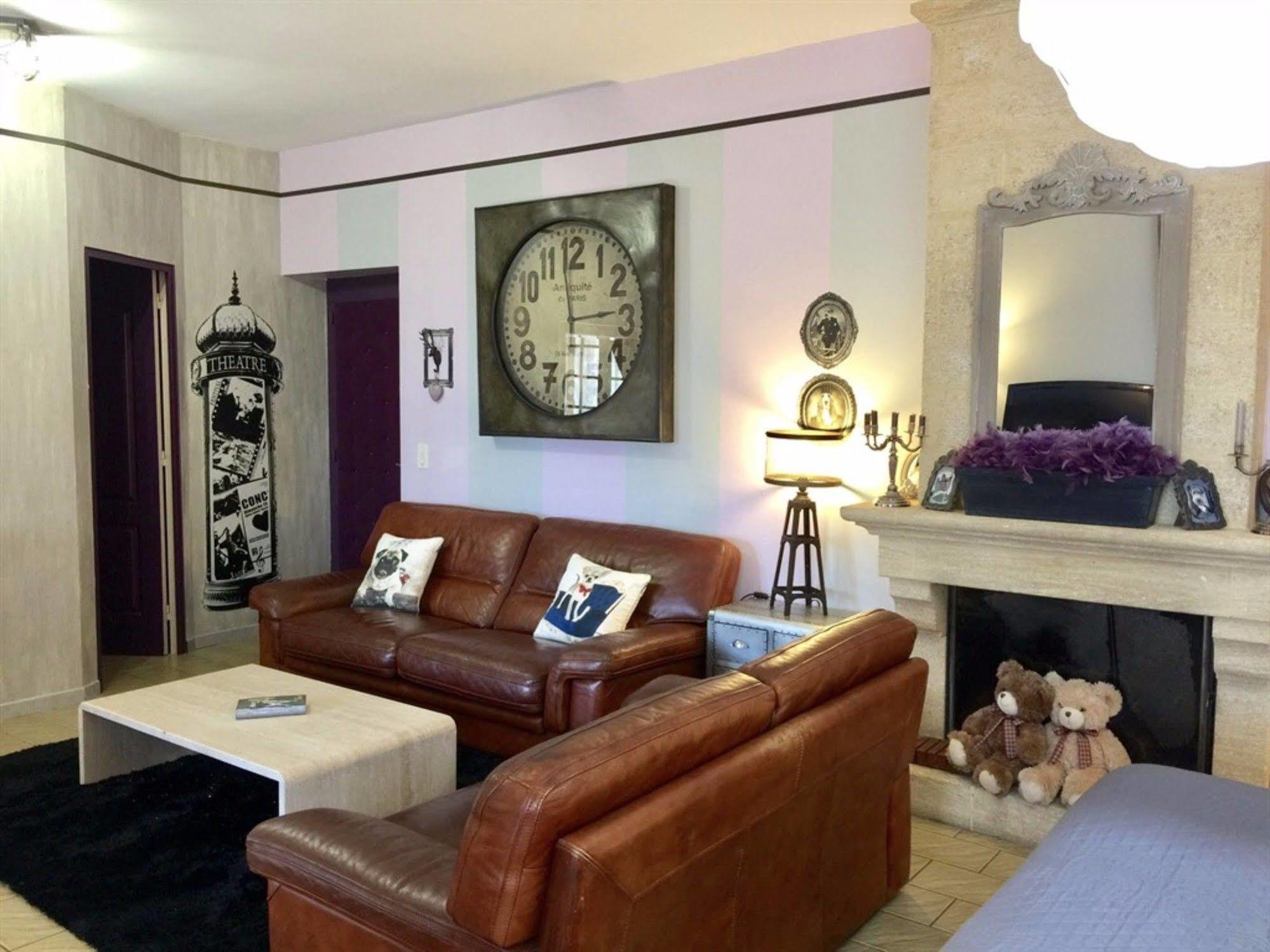O Clair De Lune Au Coeur De Sarlat - Chambres Climatisees - Parking Prive - Piscine Chauffee - Spa Et Massages 外观 照片